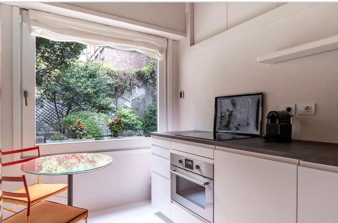 Passione Charme Apartment Milan